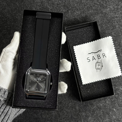 Ce n’est pas juste une montre. C’est un rappel. SABR™