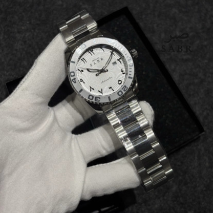 Montre SABR™ automatique acier premium – Design luxe avec chiffres arabes