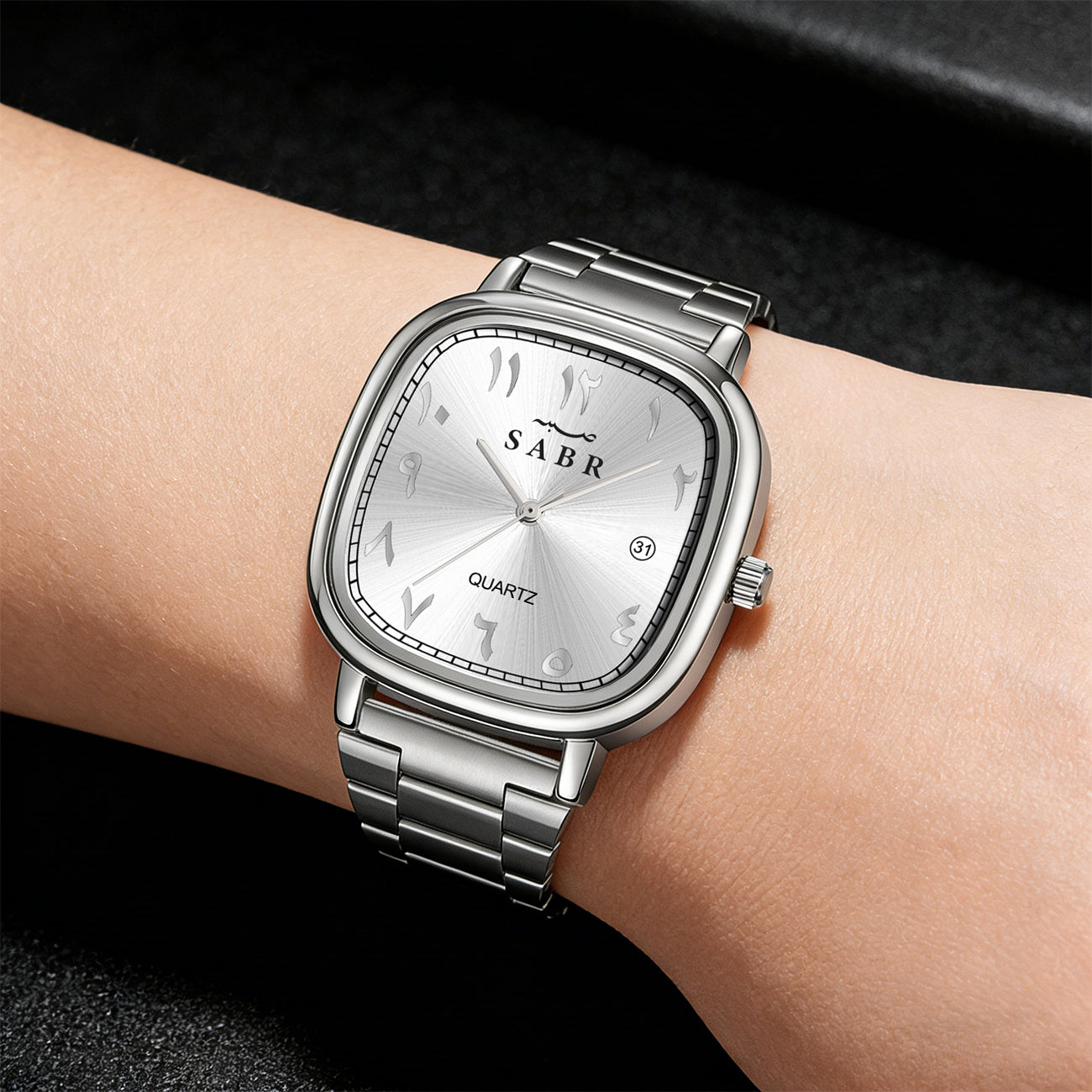 Montre SABR™ Prestige – Montre élégante avec chiffres arabes et bracelet acier