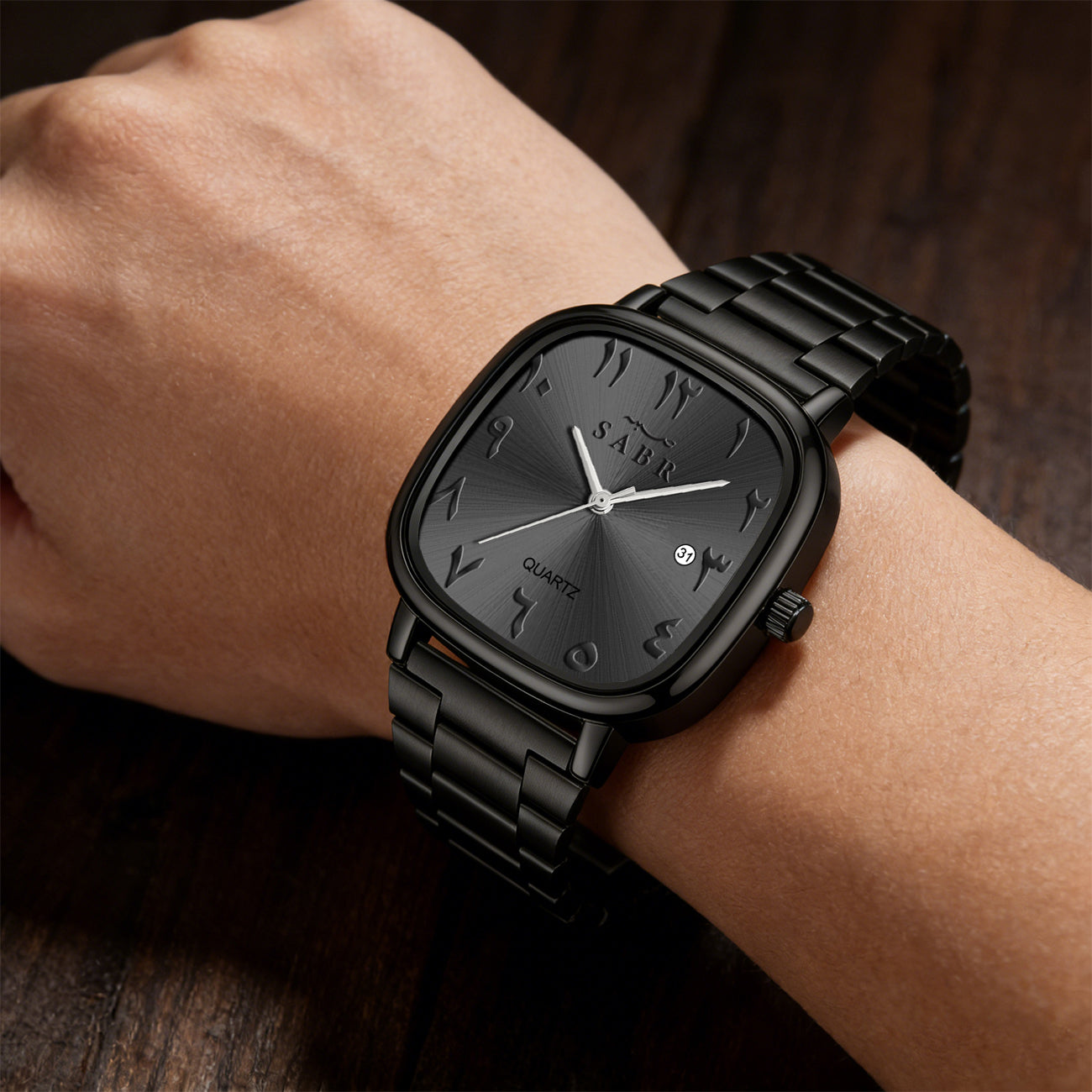 Montre SABR™ Prestige – Montre élégante avec chiffres arabes et bracelet acier