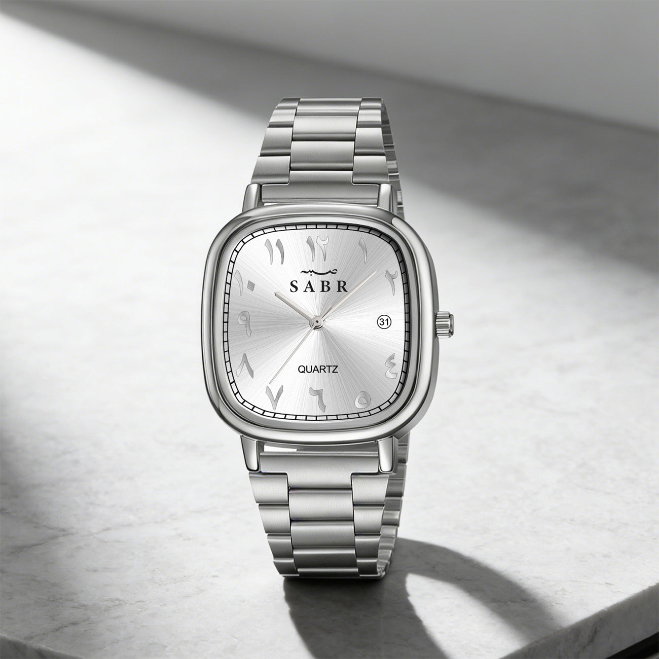 Montre SABR™ Prestige – Montre élégante avec chiffres arabes et bracelet acier