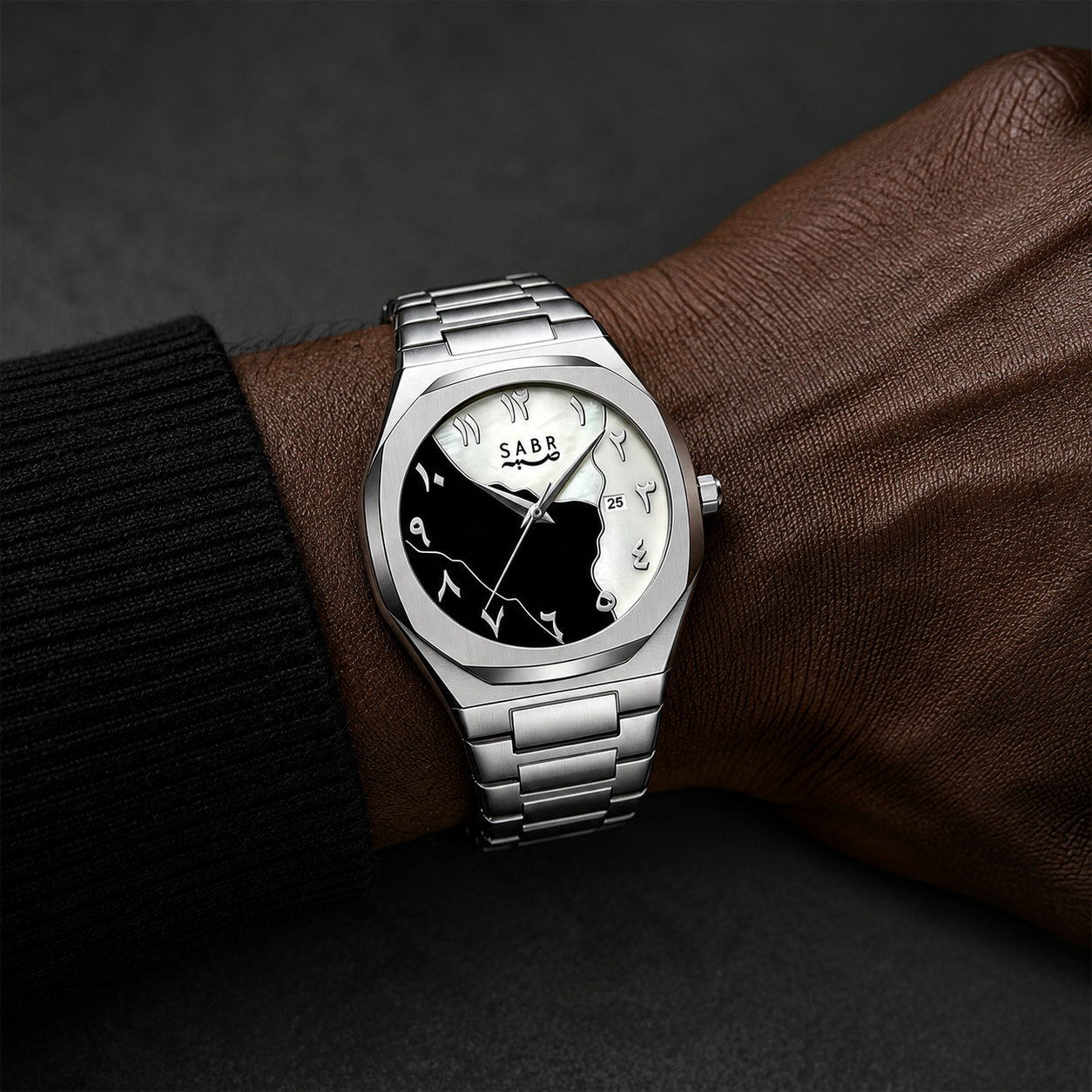 SABR™ – Édition Dualité, Une signature inspirée d’Afrique