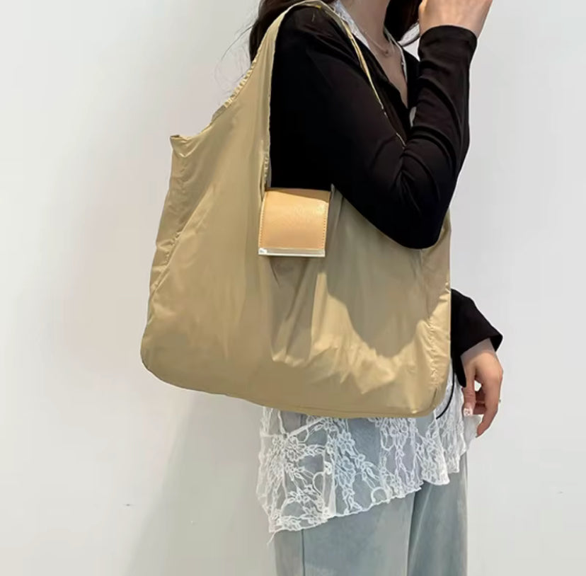 Sac Pliable Premium NOMA™ | Compact, Léger & Toujours à Portée de Main